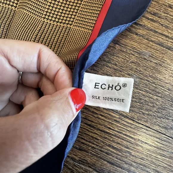 Echo Vintage Square 100% Silk Scarf Classic Plaid 34” X 34” - Picture 4 of 5